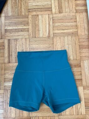 lululemon athletica High-Rise Teal Performance Shorts